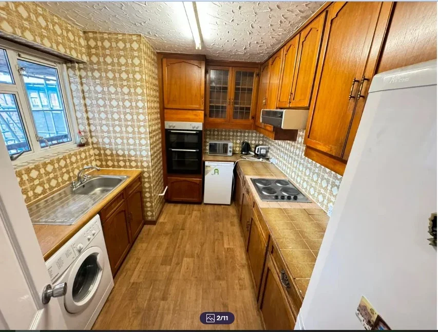 Flat Sidney Street in Greater London