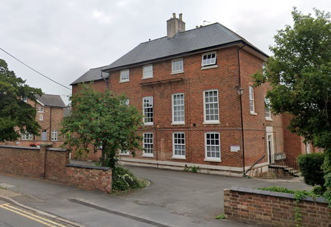 Flat Lawrence Sheriff Street in Rugby
