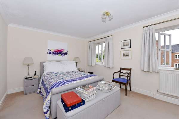 House Barley Way in Marlow