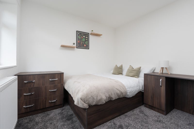 Room Felskirk Road in Manchester