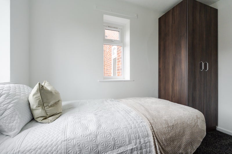Room Felskirk Road in Manchester