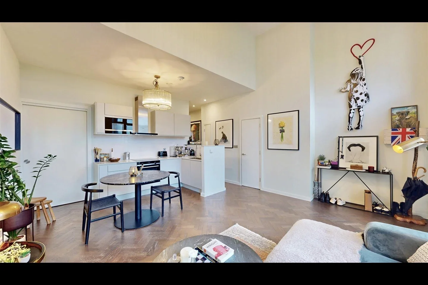 Flat Agar Place in Greater London