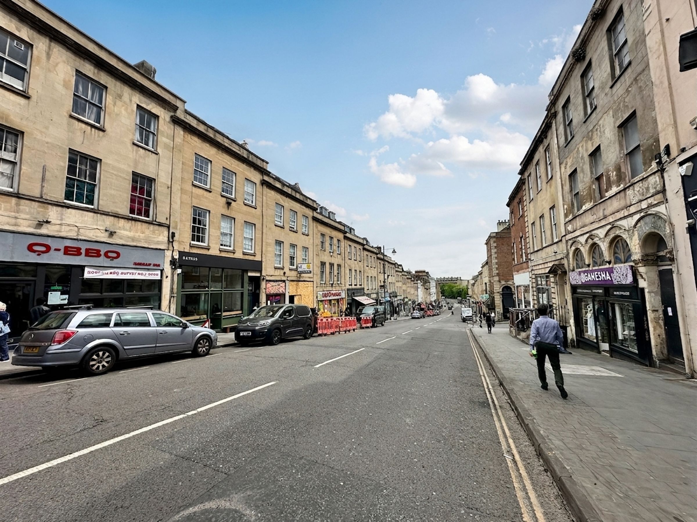 Flat Deanery Road in Bristol