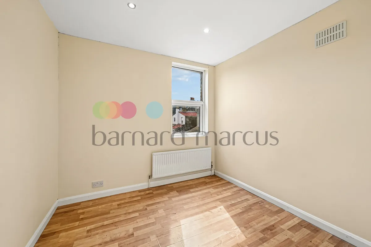 House Lancing Road in Greater London