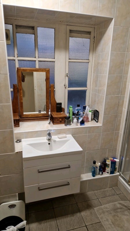 Room Clerkenwell Road in Greater London