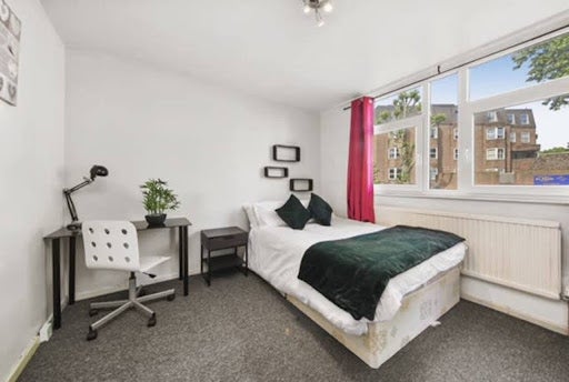 Room Chippenham Road in City of Westminster