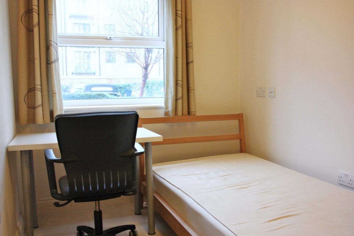 Flat Sydenham Road in Greater London