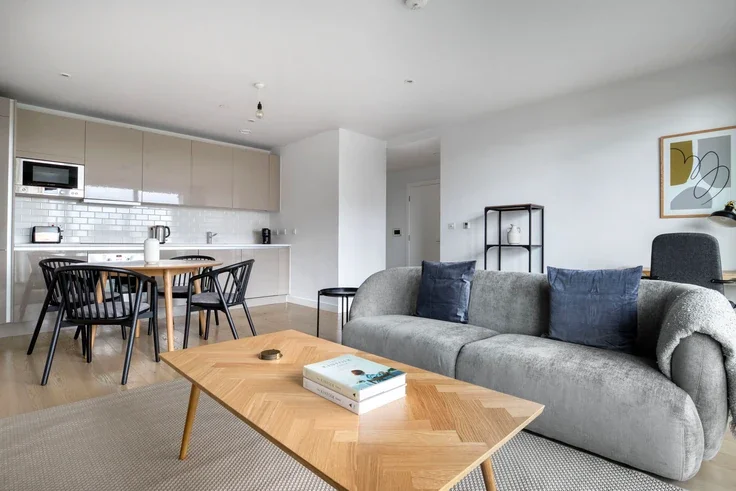 Flat Rodney Road in Greater London