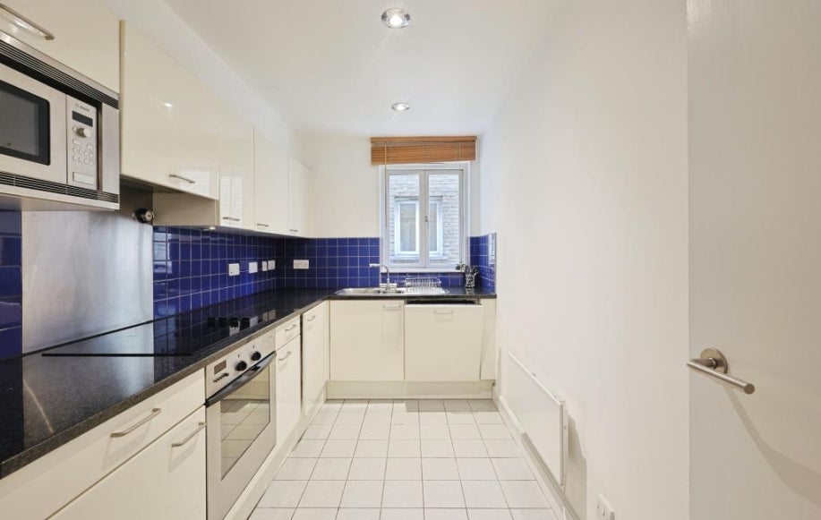 Flat Marlborough Hill in London