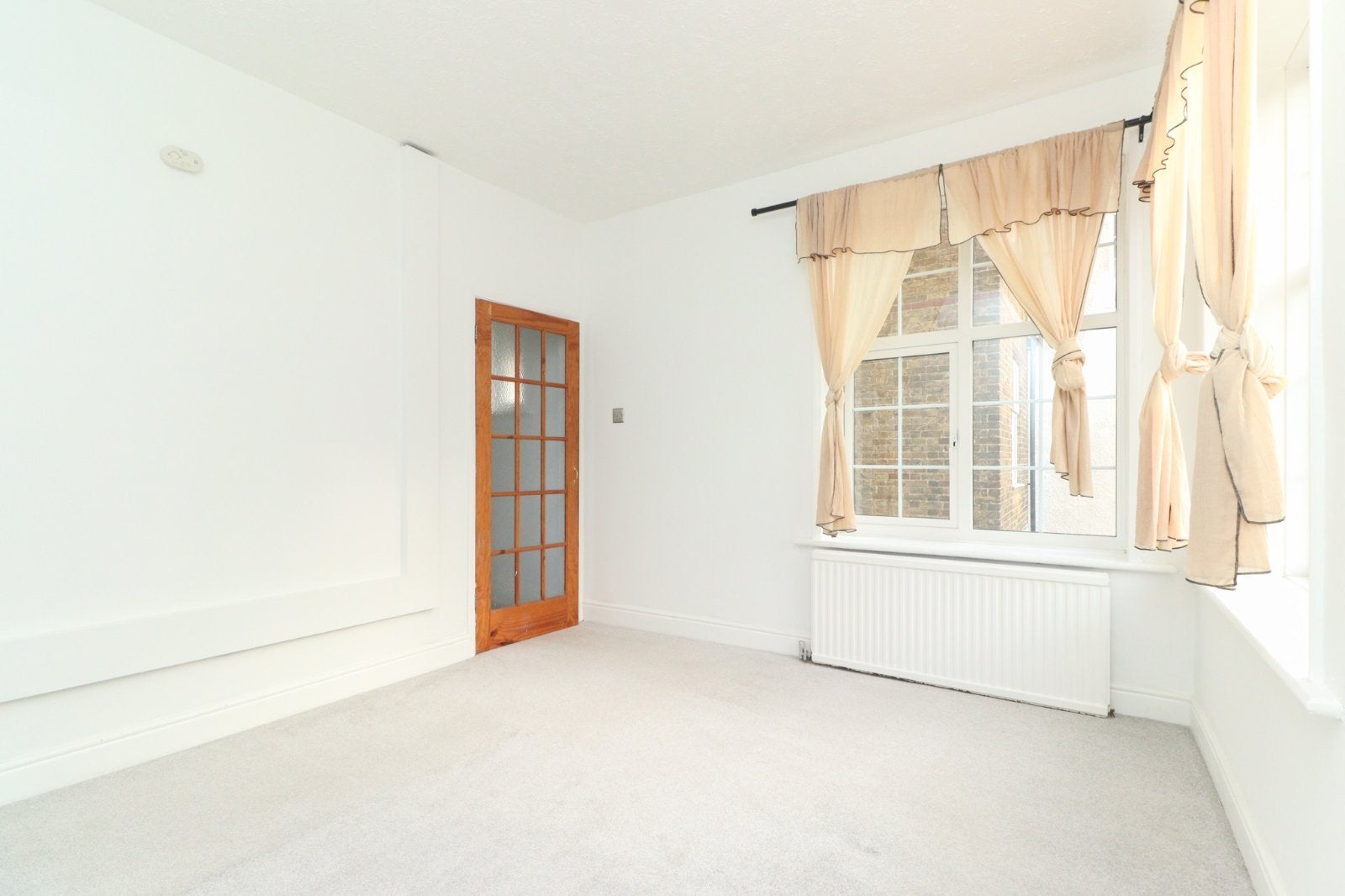 Flat Palm Bay Avenue in Thanet