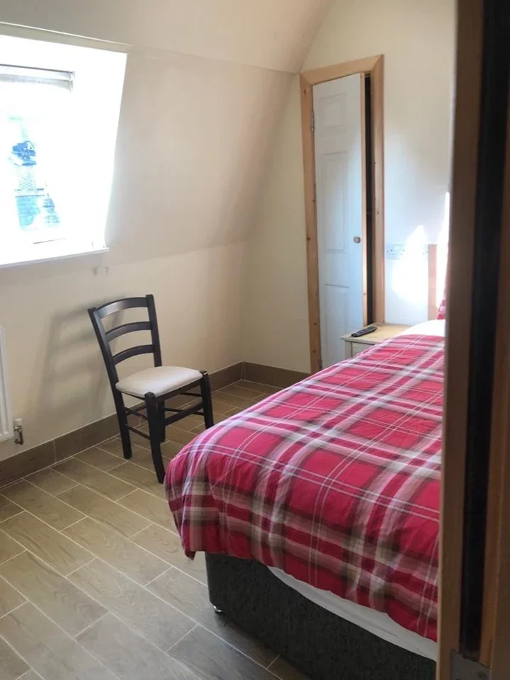 Room Heath Street in Greater London