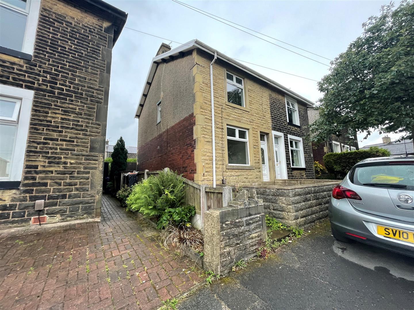 House Ethersall Road in Borough of Pendle