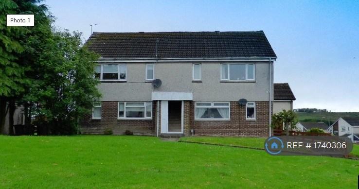 Flat Glen Shee Avenue in Neilston