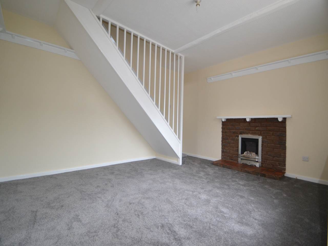 House Corbett Close in Dawley