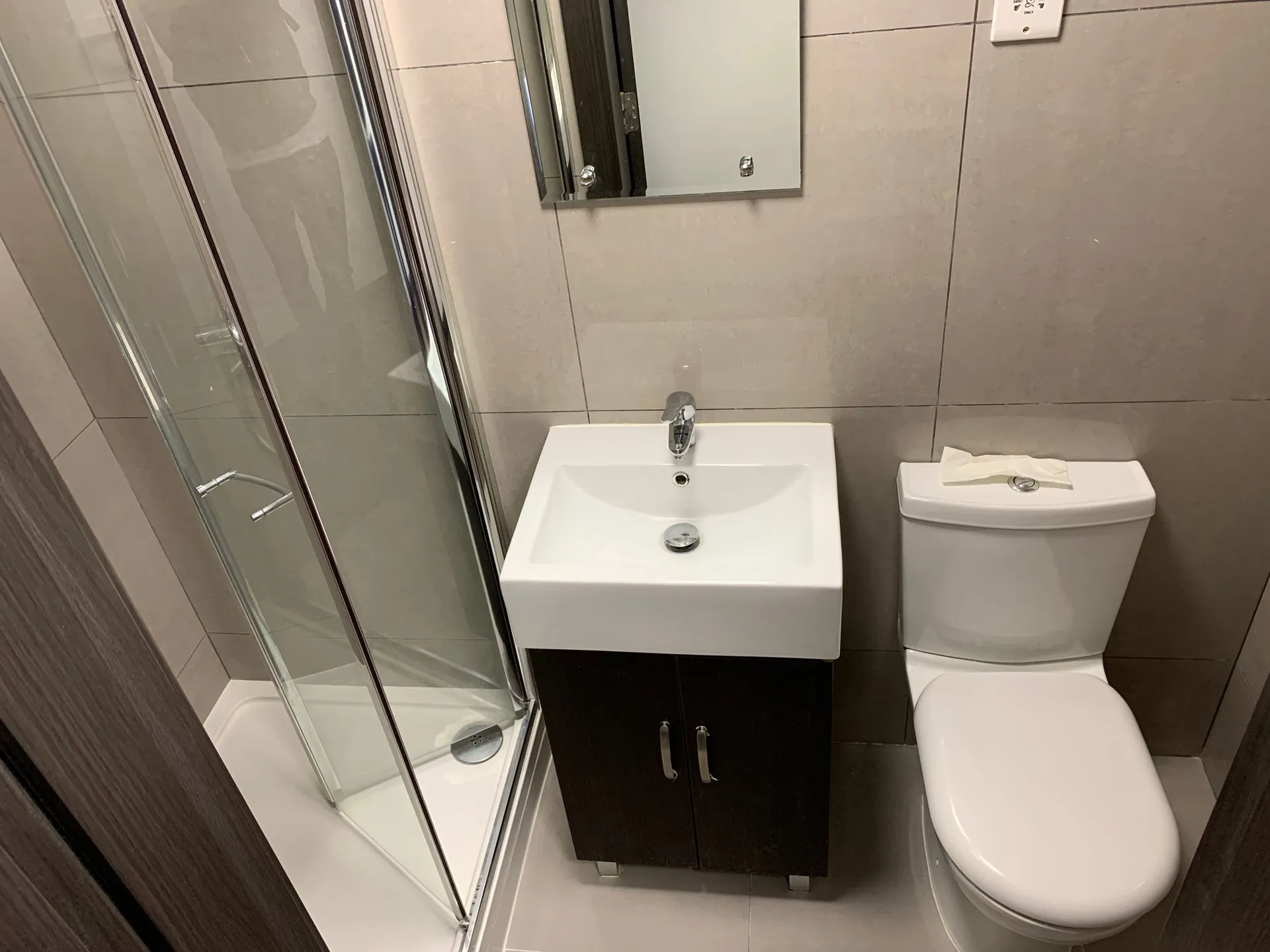 Room Bycroft Street in Greater London