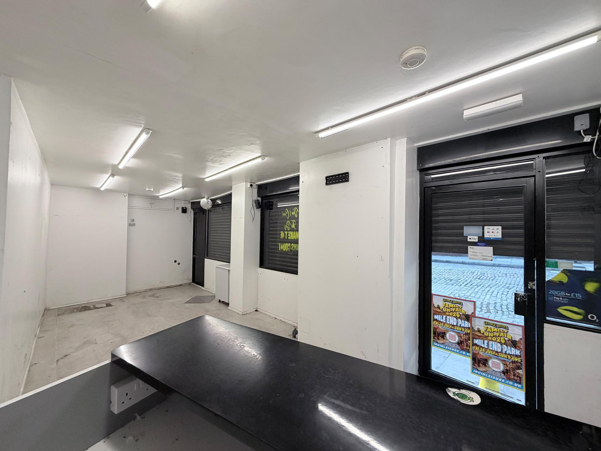 Flat Wentworth Street in Greater London