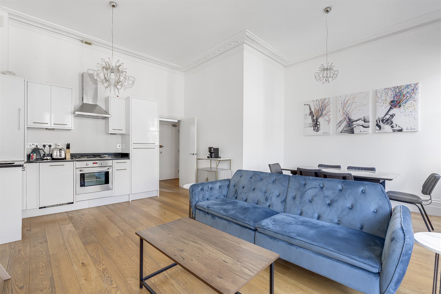 Flat Coleherne Road in Greater London