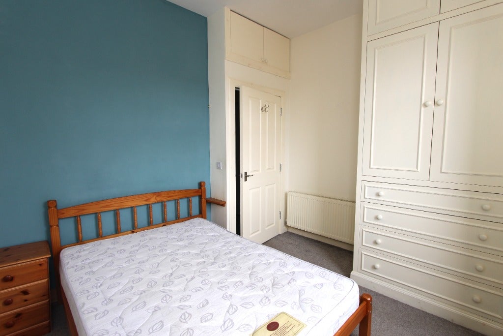 Flat Milton Street in City of Edinburgh