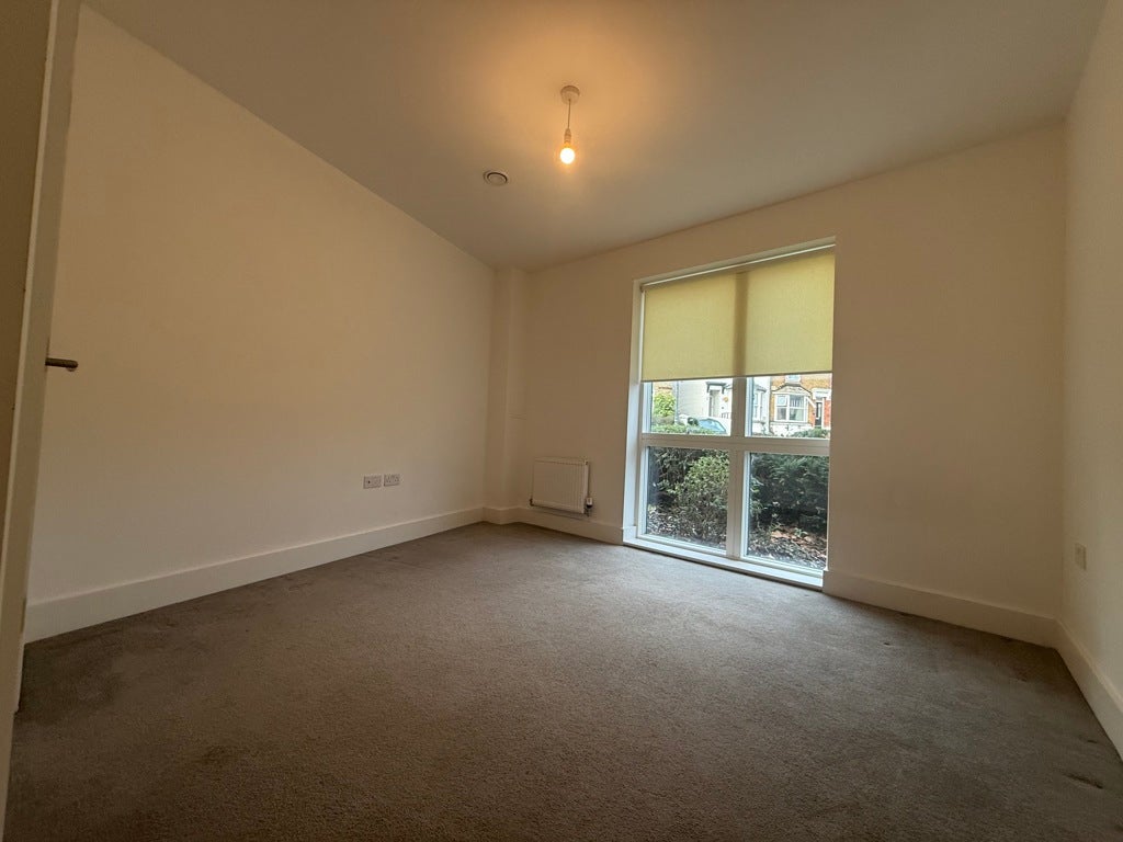 Flat Tylers Place in Maidstone
