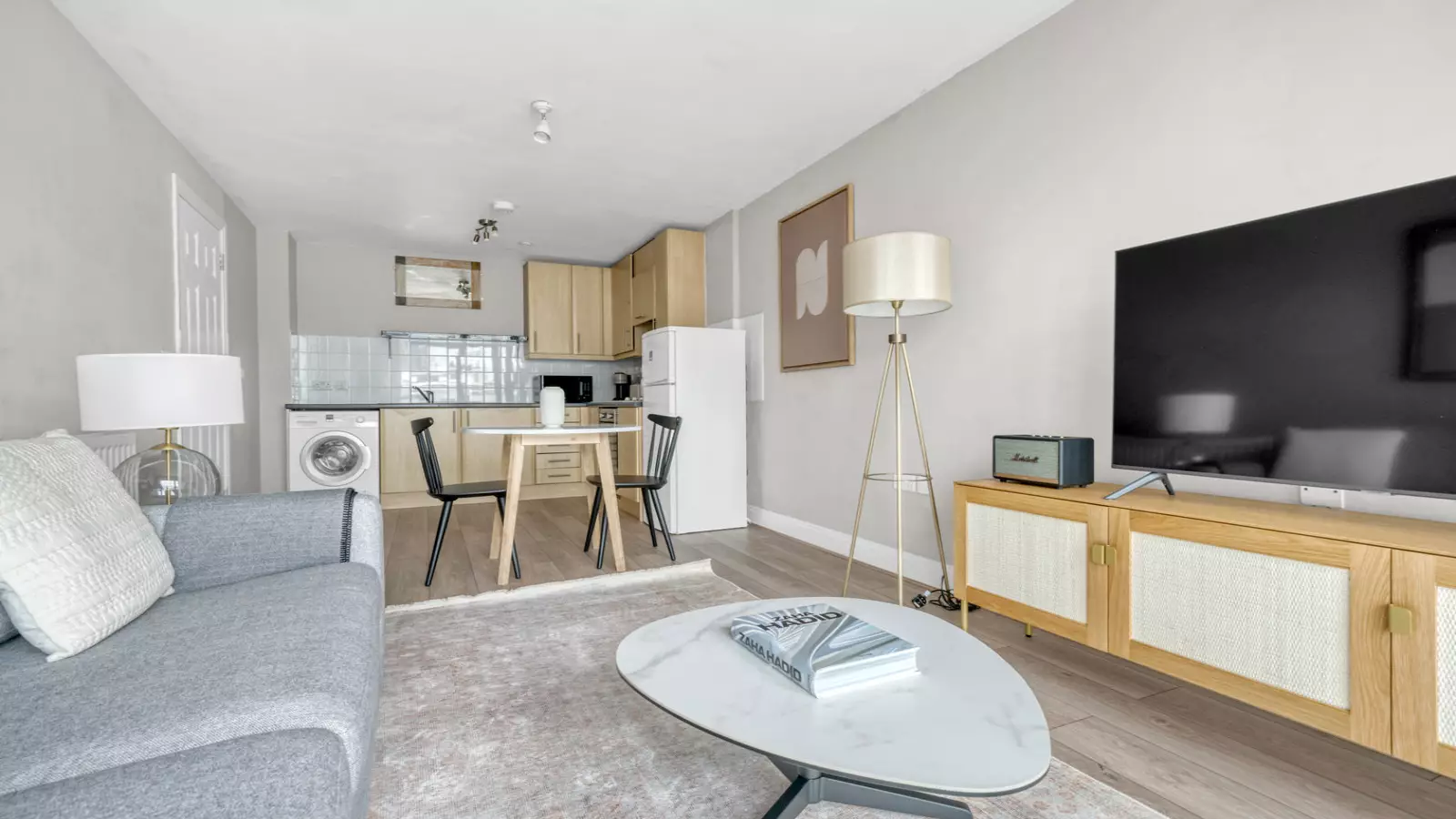 Flat Churton Place in City of Westminster