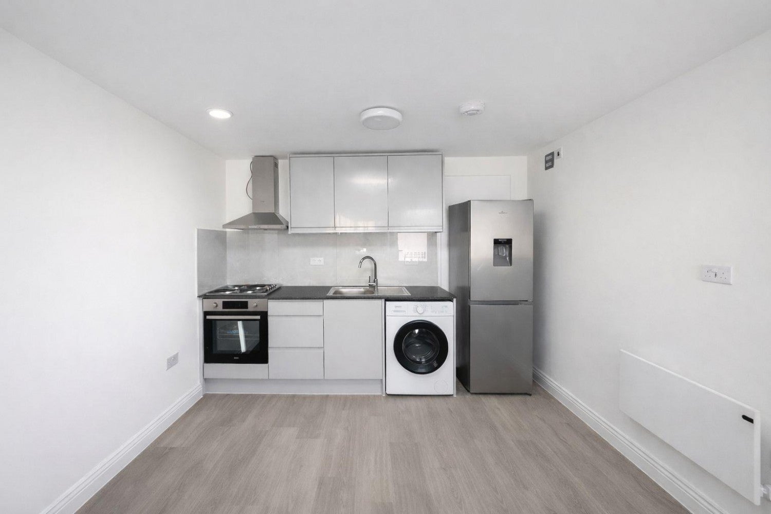 Flat Stag Lane in Greater London