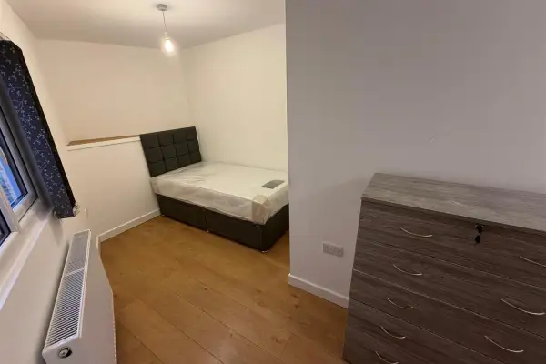 Room Cambridge Street in Wellingborough