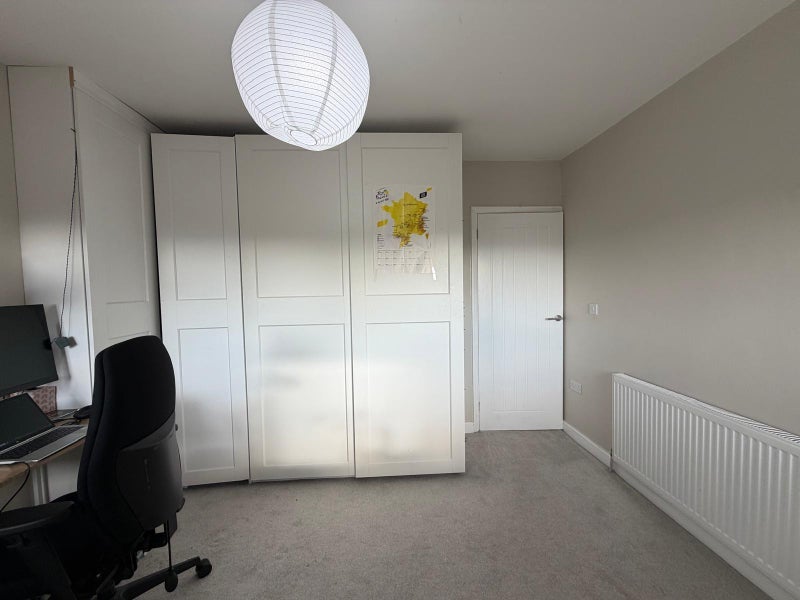 Room Kennion Road in Bristol