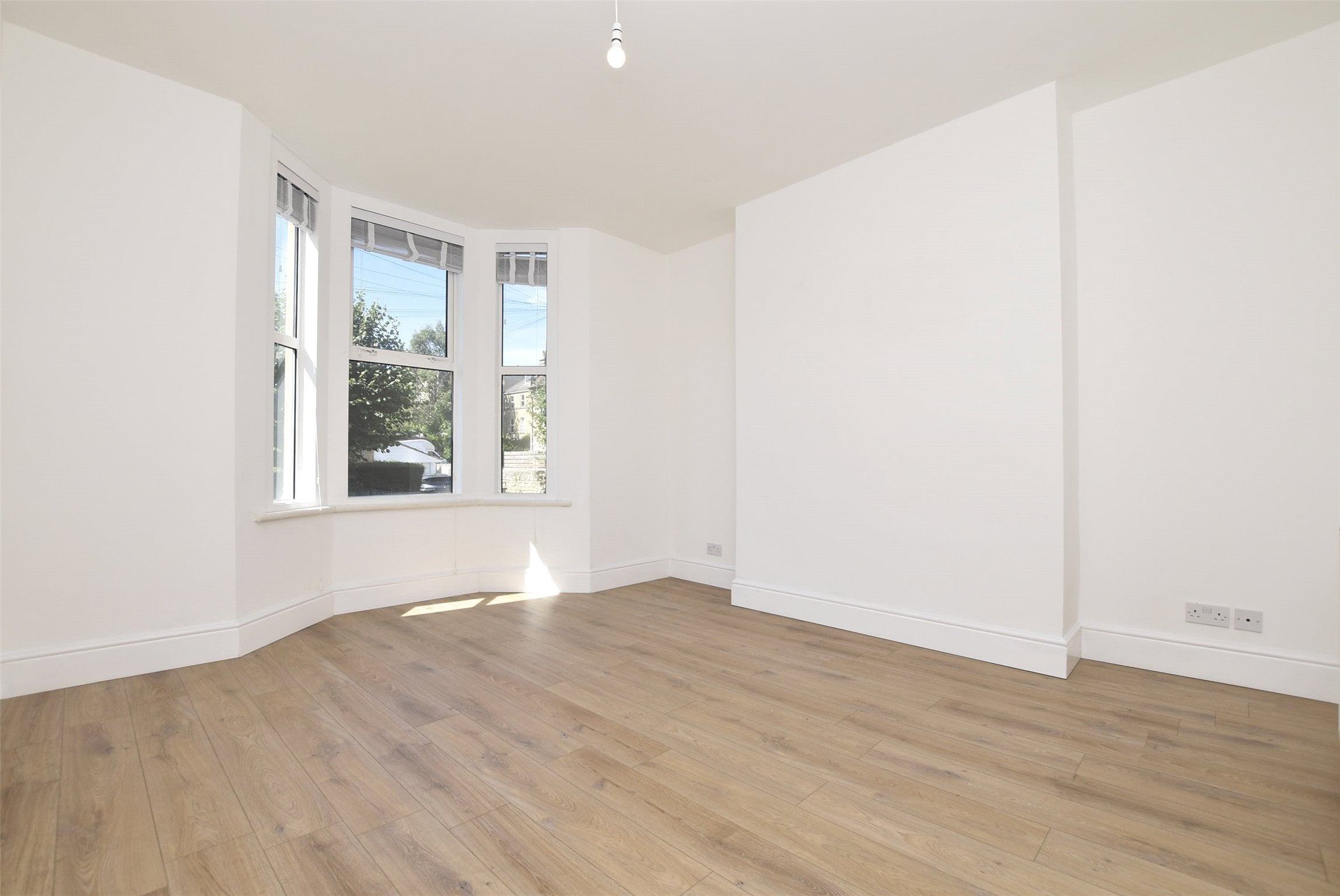 Flat Ashley Avenue in Bath