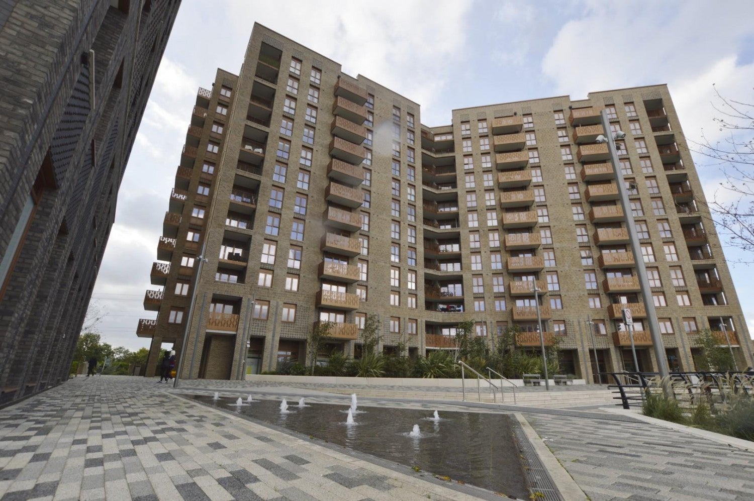 Flat Fleet Road in Greater London