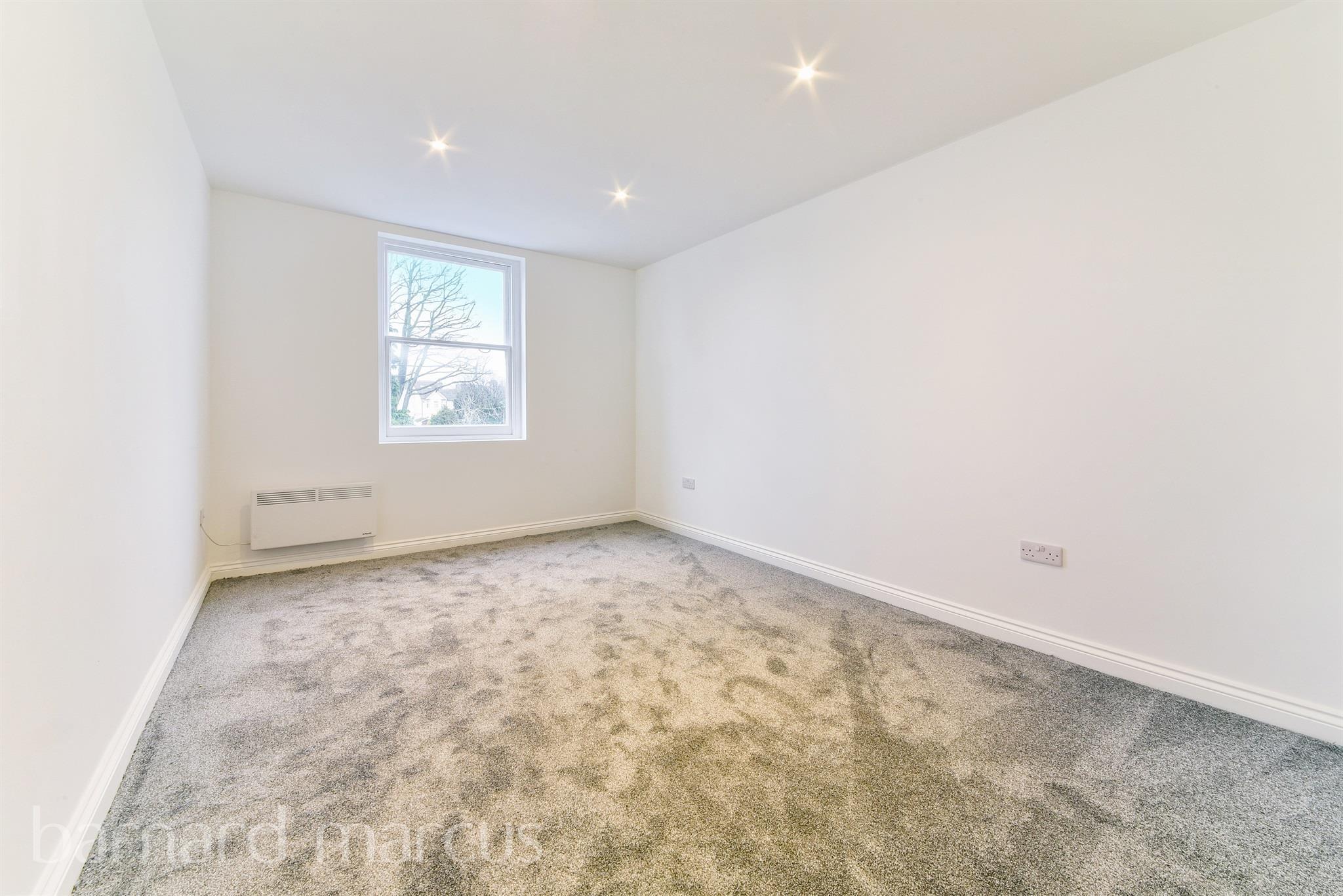 Flat Park Lane in Greater London