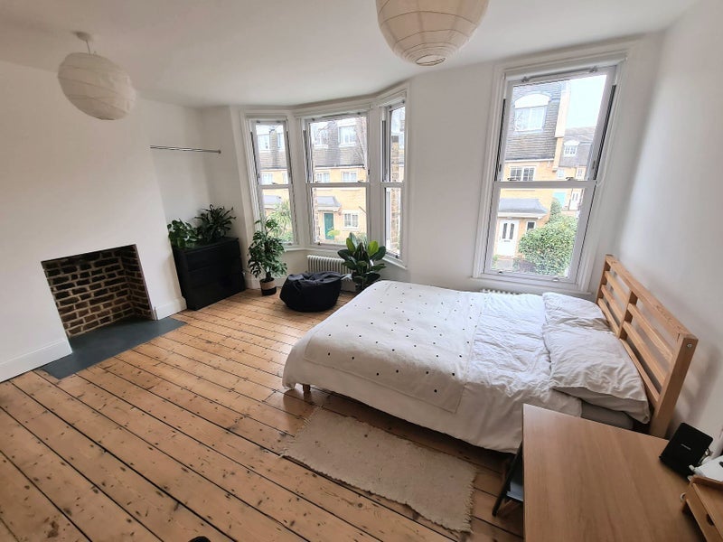 Room Coleman Road in Greater London