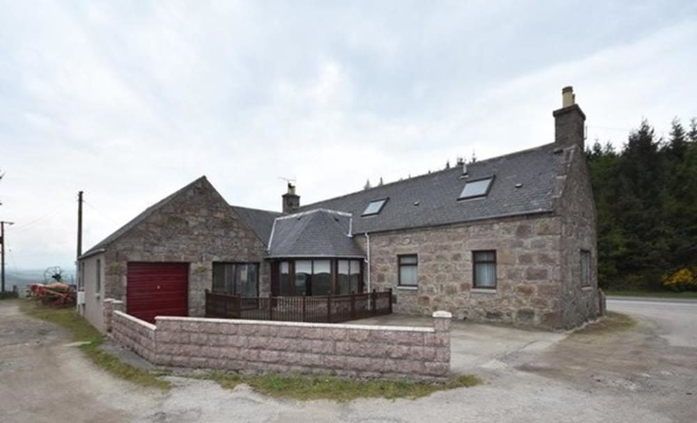 House Tollohill Crescent in Aberdeen