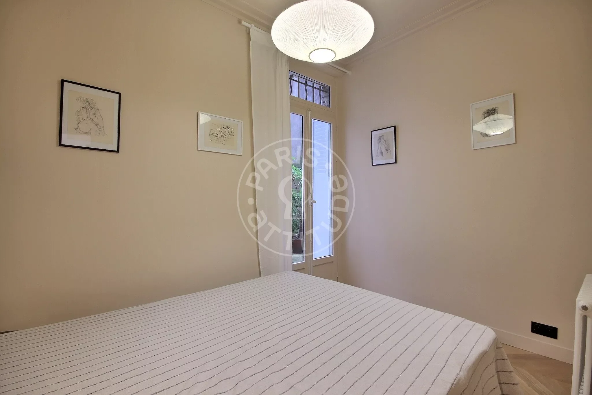 Appartement Rue Steinlen à Paris