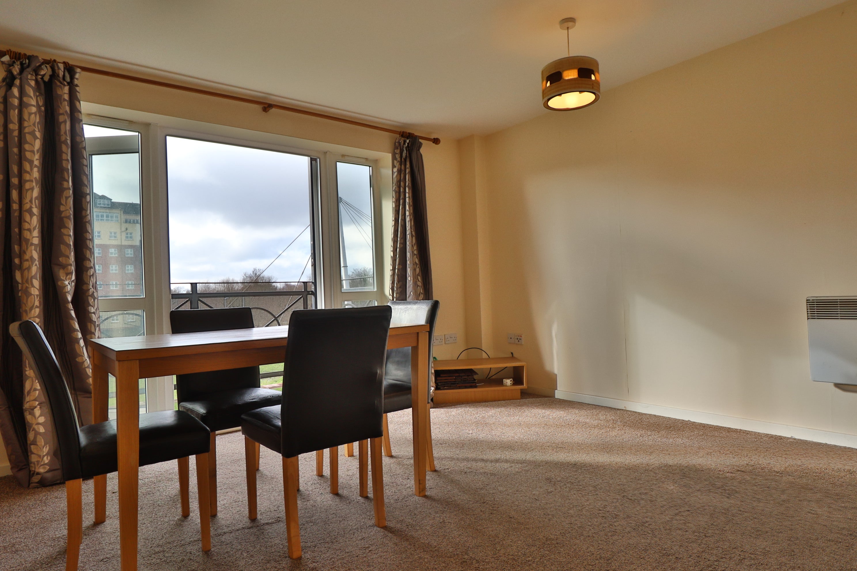 Flat Palgrave Road in Bedford