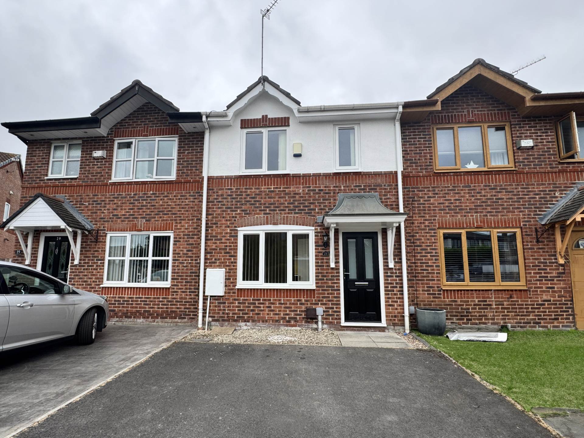 House Canisp Close in Chadderton