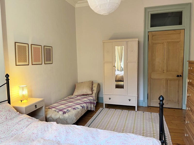 Room Spottiswoode Street in City of Edinburgh
