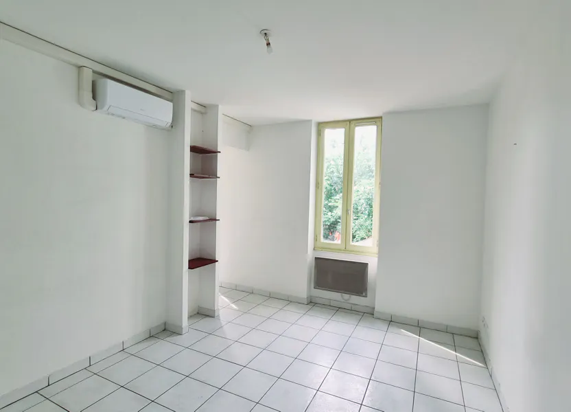 Room Rue Croix de la Paix in Albi