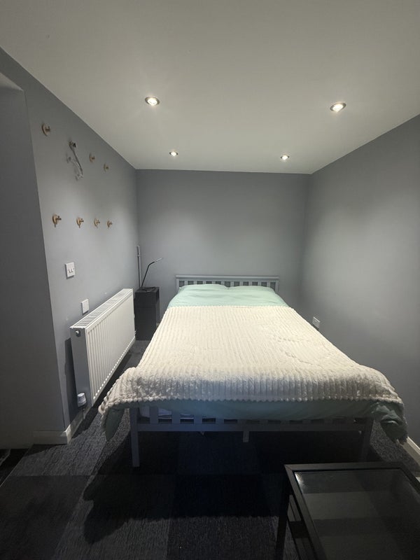 Room Stockwell Close in Bristol
