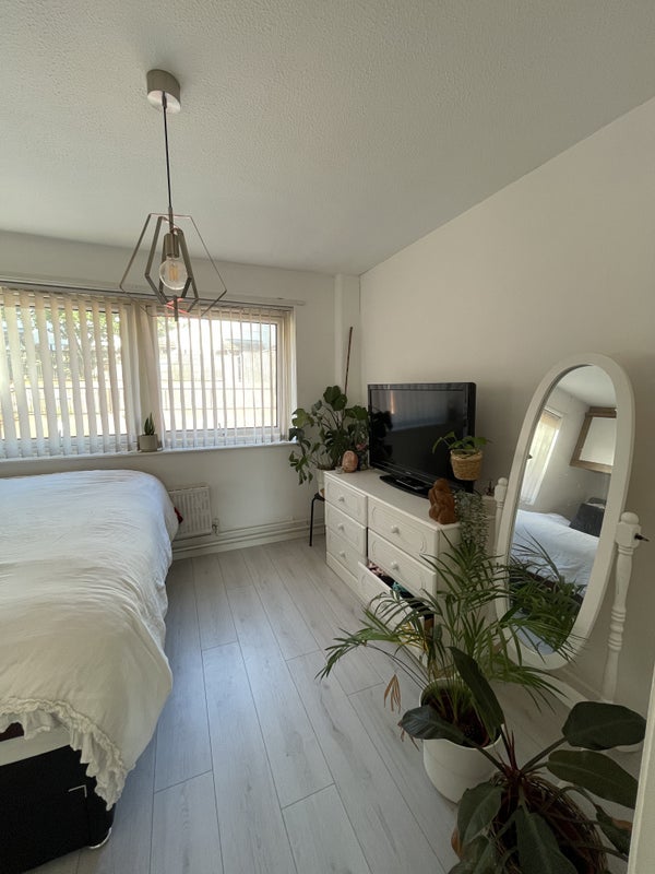 House Angrave Close in Nottingham