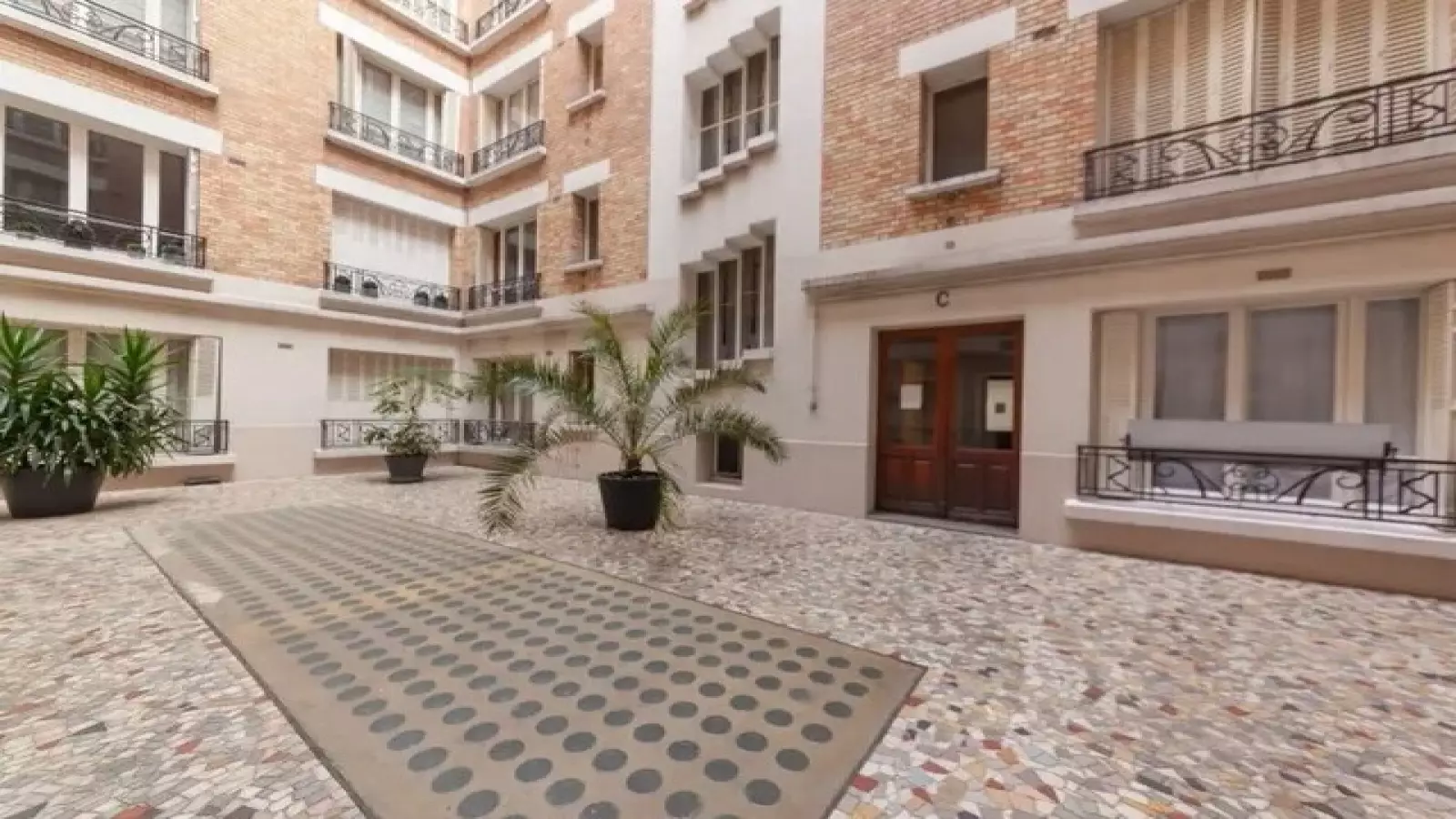 Appartement Rue de Longchamp à Paris