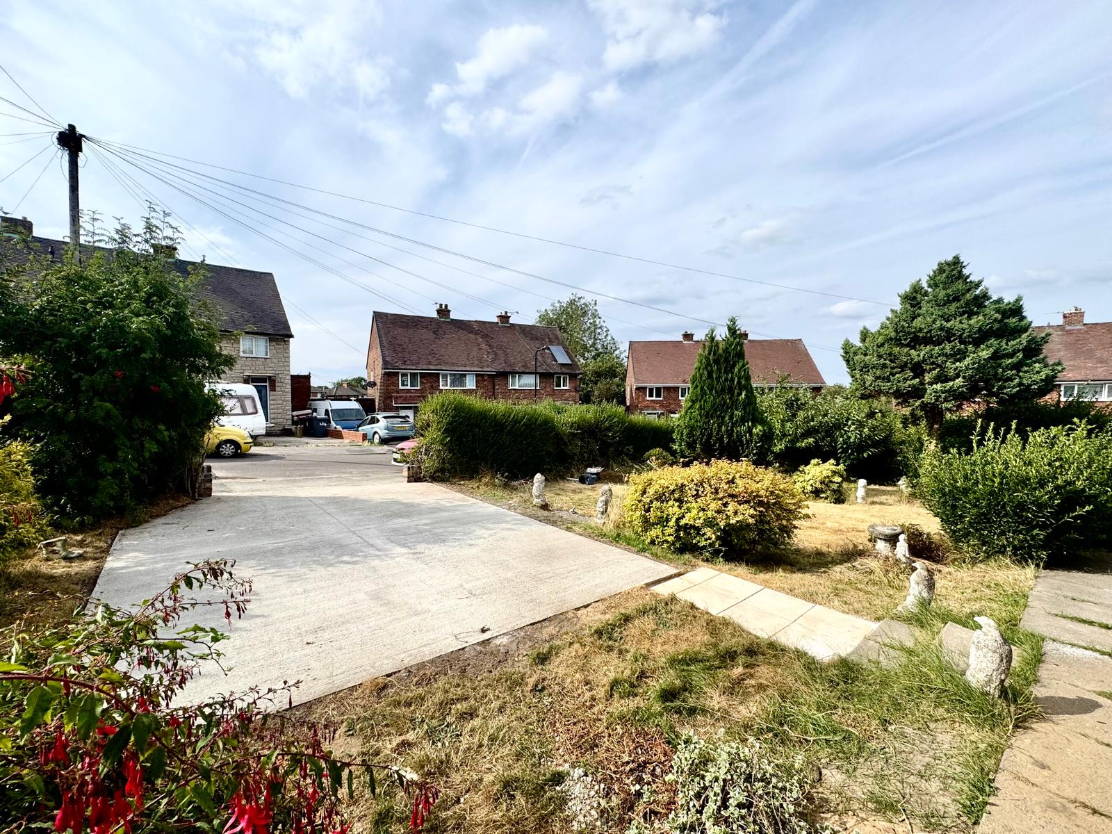 House Pear Tree Avenue in Rotherham