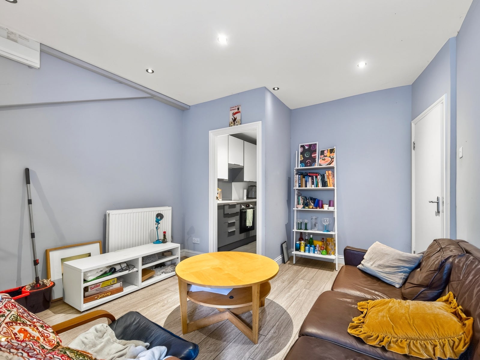 Flat Amhurst Road in Greater London