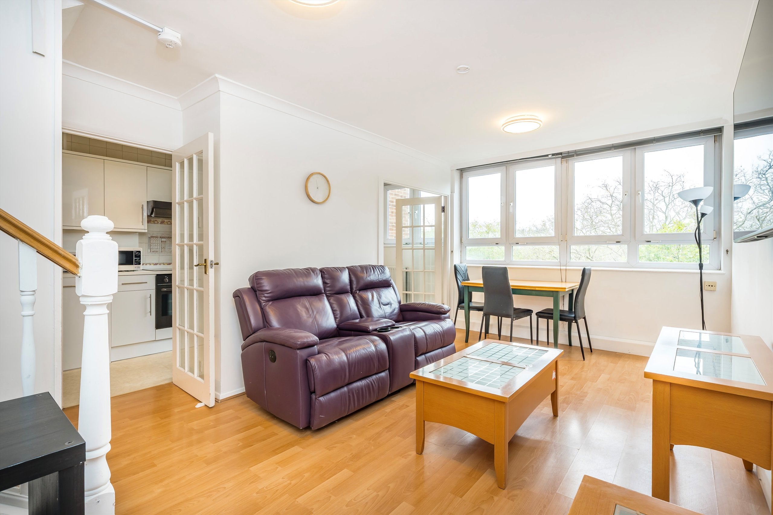 Flat Semley Place in City of Westminster