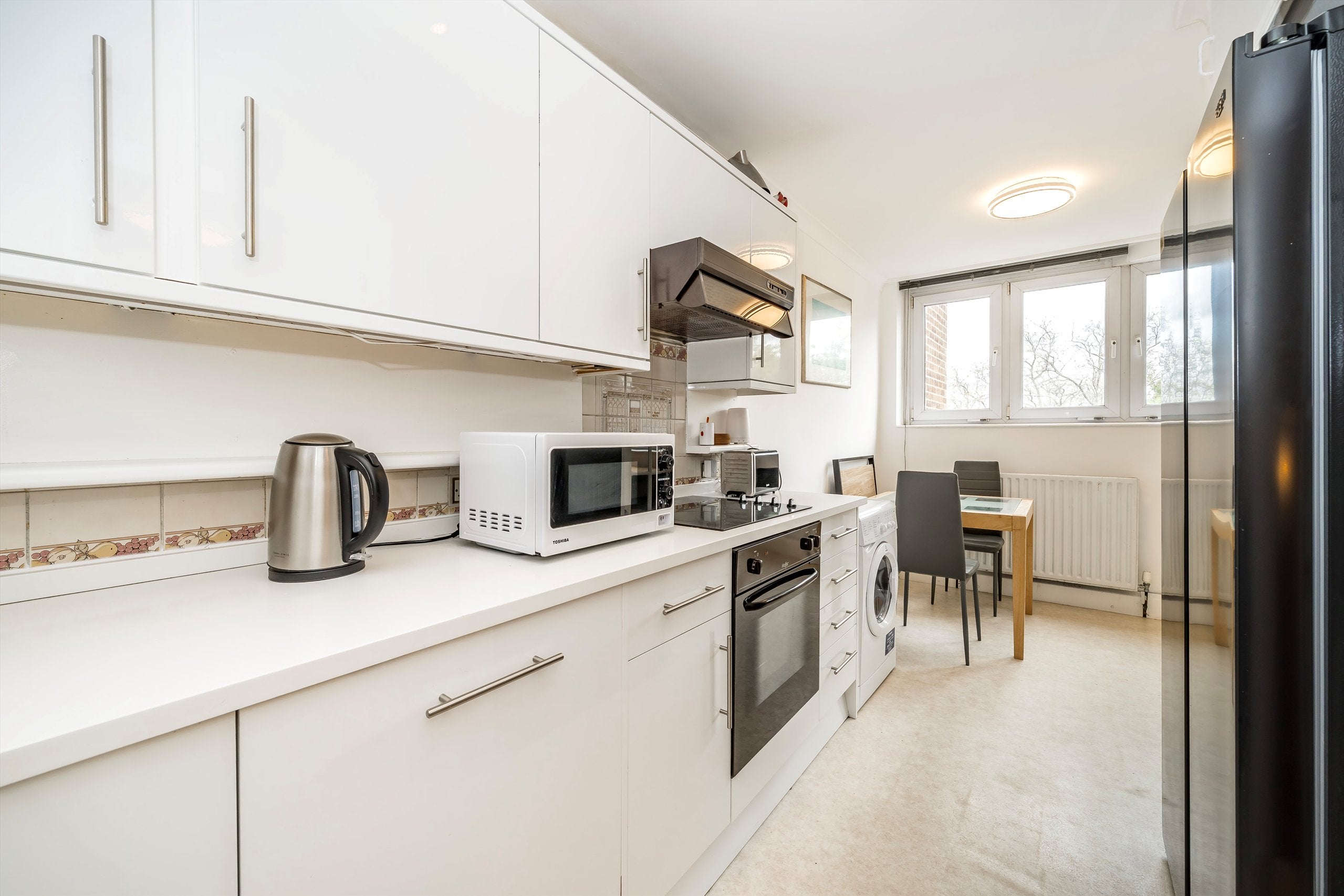 Flat Semley Place in City of Westminster