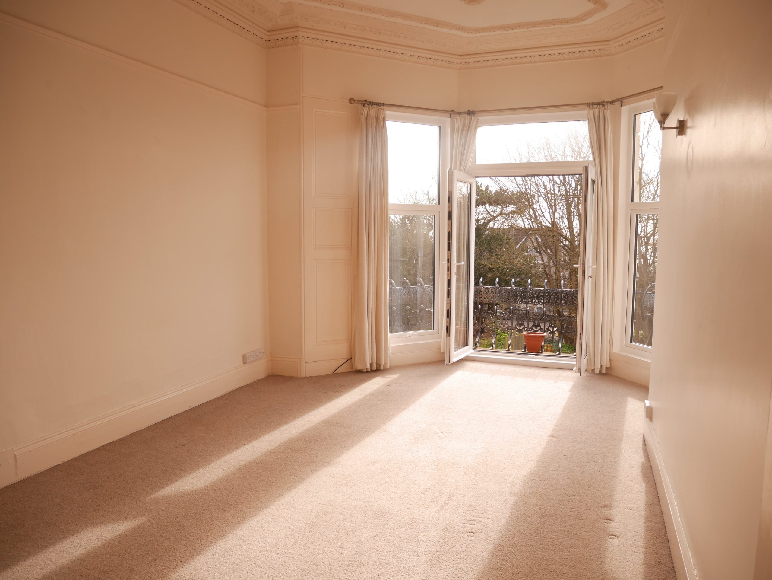 Flat Shrubbery Avenue in Weston-super-Mare