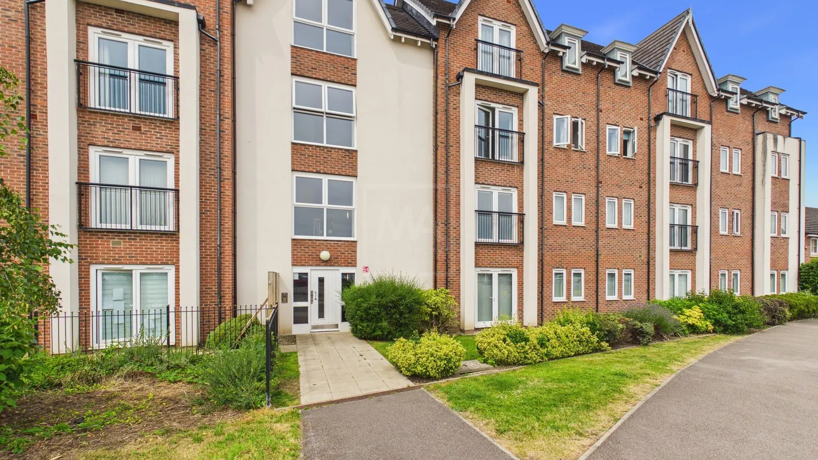 Flat Rose Creek Gardens in Great Sankey