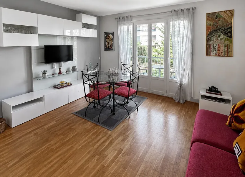 Flat Rue Émile Zola in Montreuil