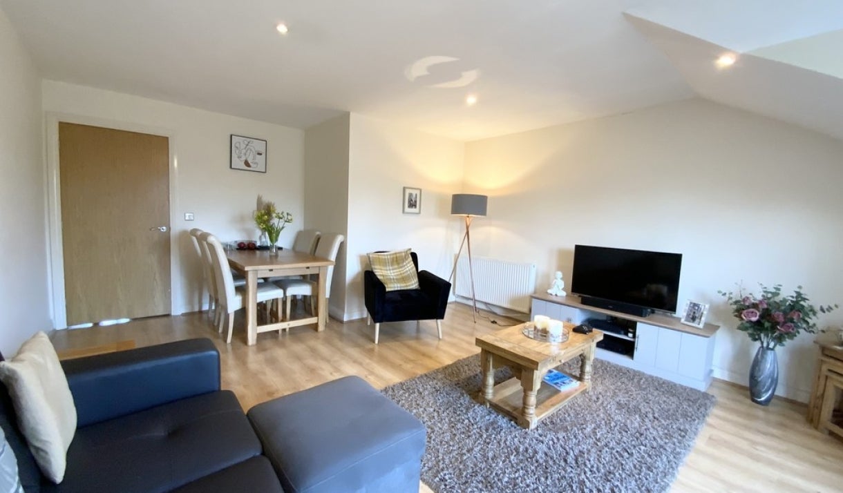 Flat Feversham Crescent in York