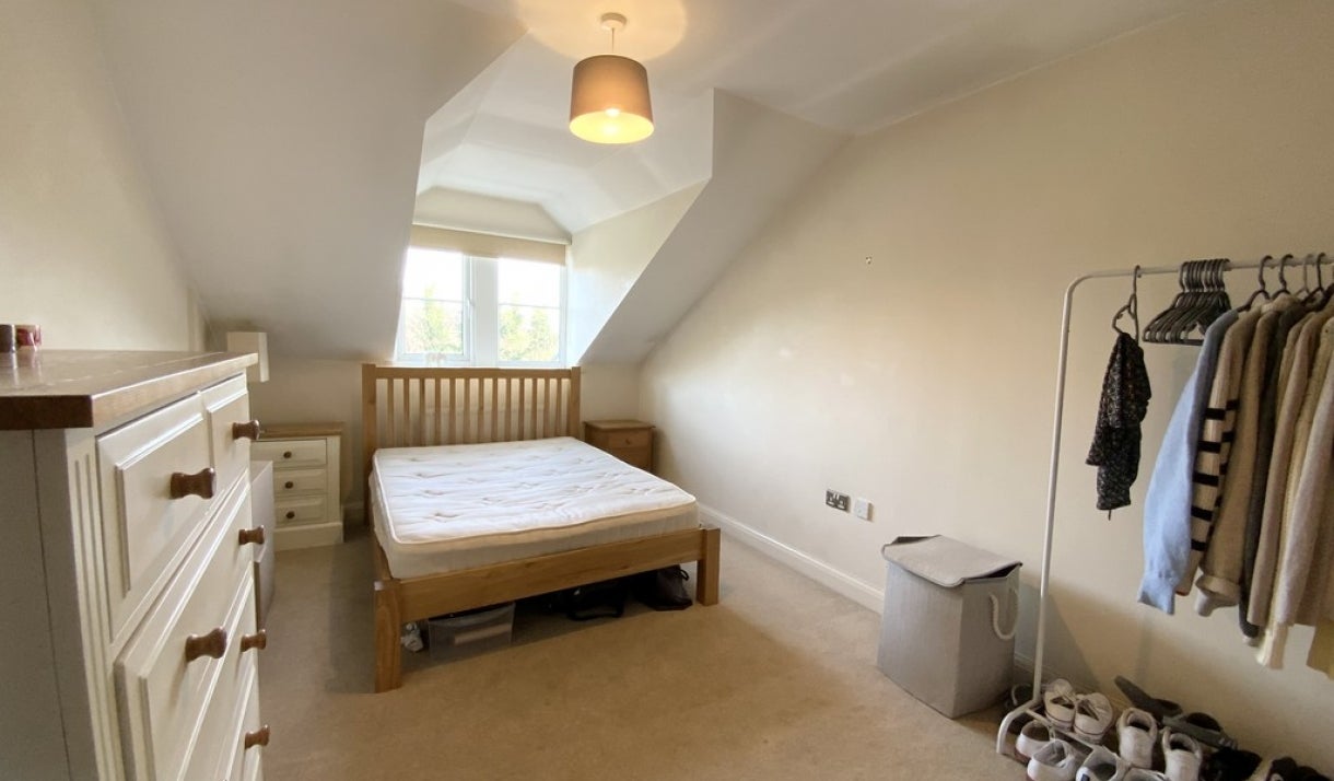 Flat Feversham Crescent in York