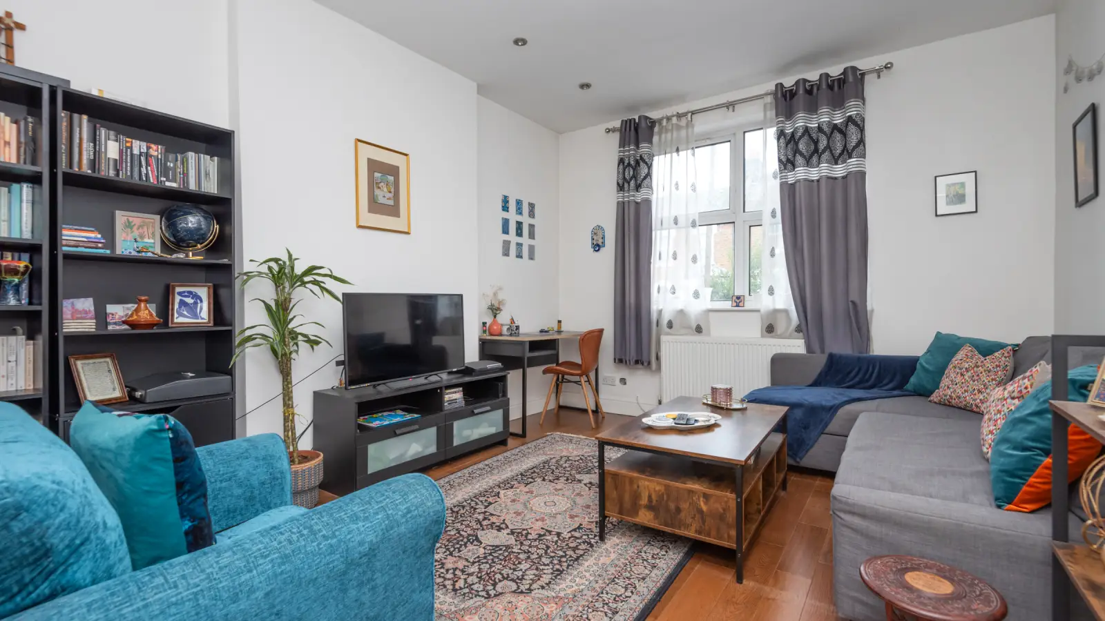 Flat Joshua Close in Greater London